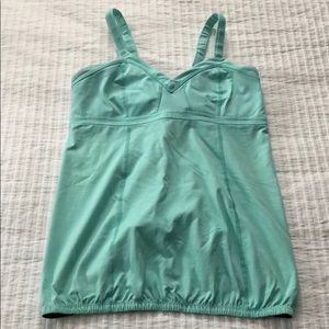 Size 10 lululemon bike tank